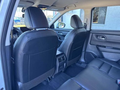 Used 2026 Nissan Rogue SL image 17