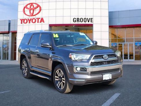 Used 2016 Toyota 4Runner Limited AWD/4WD image 8