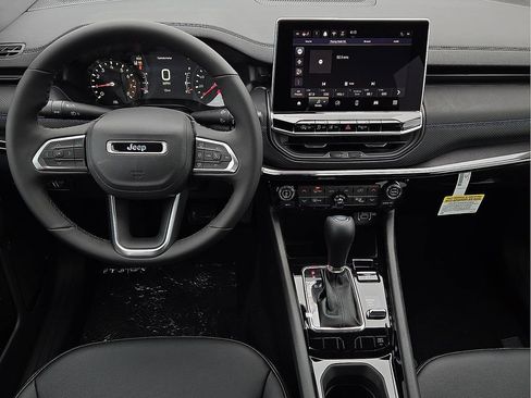 New 2026 Jeep Compass Limited image 10