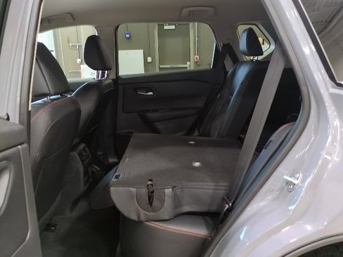 Used 2025 Nissan Rogue SV w/ Rock Creek Premium Package AWD/4WD image 15
