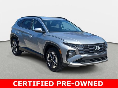 Used 2025 Hyundai Tucson SEL image 3
