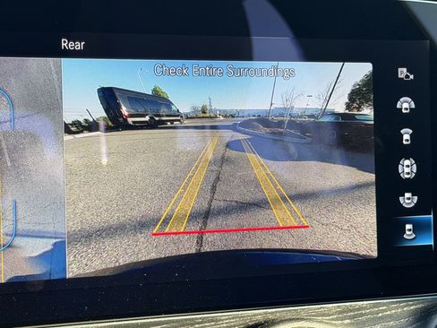 Used 2021 Mercedes-Benz E 350 Sedan image 29