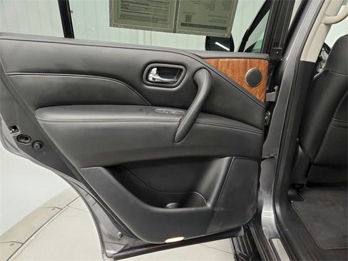 Used 2019 INFINITI QX80 Luxe image 33