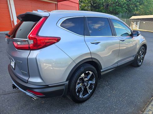 Used 2017 Honda CR-V Touring image 5