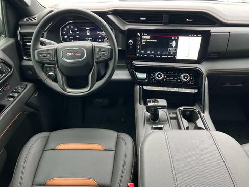 New 2026 GMC Sierra 1500 AT4 w/ AT4 Premium Package AWD/4WD image 17