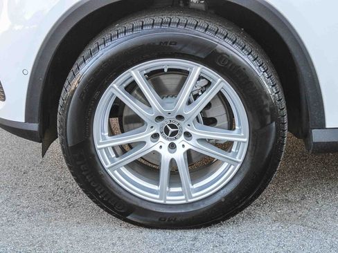 Certified 2025 Mercedes-Benz GLC 300 4MATIC image 12