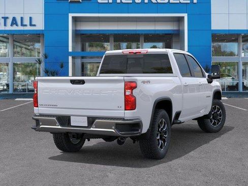 Used 2026 Chevrolet Silverado 2500 LT w/ All Star Edition AWD/4WD image 4
