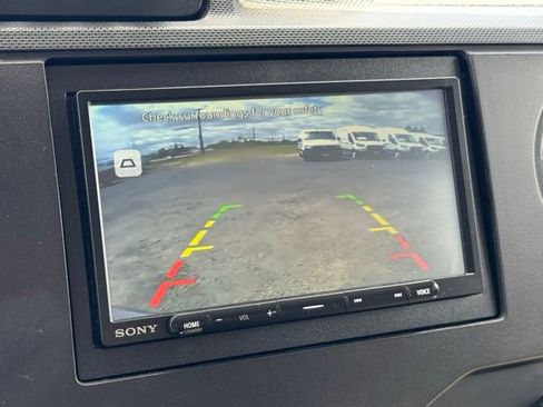 Used 2014 Ford E-350 and Econoline 350 XLT RWD image 27