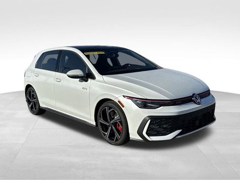 New 2026 Volkswagen GTI SE FWD image 7