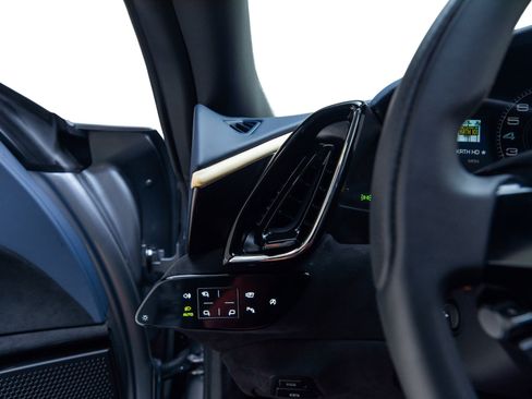 Used 2023 Ferrari Roma RWD image 53