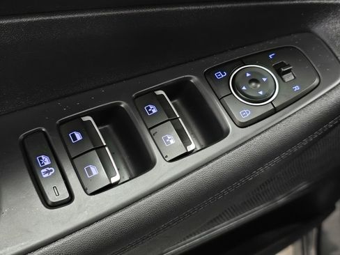 Used 2023 Hyundai Santa Fe SEL image 23