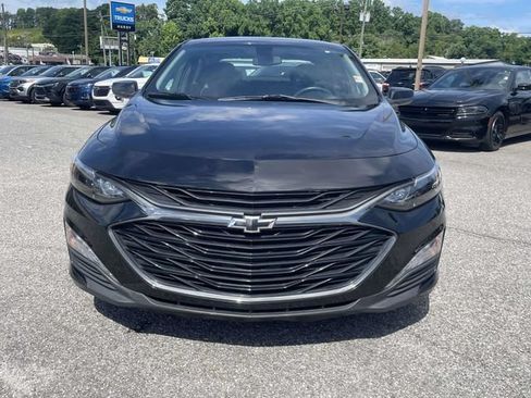 Used 2022 Chevrolet Malibu LT w/ Midnight Edition FWD image 10