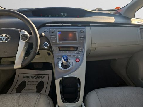 Used 2013 Toyota Prius Three w/ Solar Roof Pkg image 11