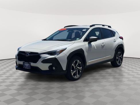 Used 2024 Subaru Crosstrek 2.0i Premium AWD/4WD image 4