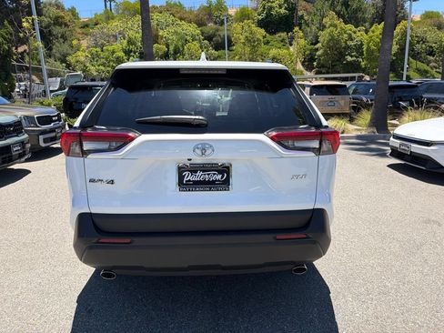 Used 2023 Toyota RAV4 XLE FWD image 6