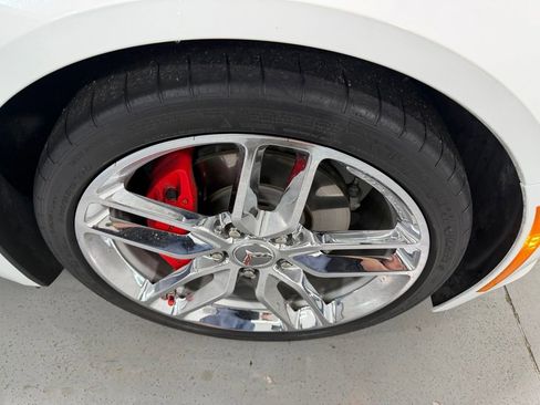 Used 2019 Chevrolet Corvette Stingray Coupe w/ Battery Protection Package RWD image 6