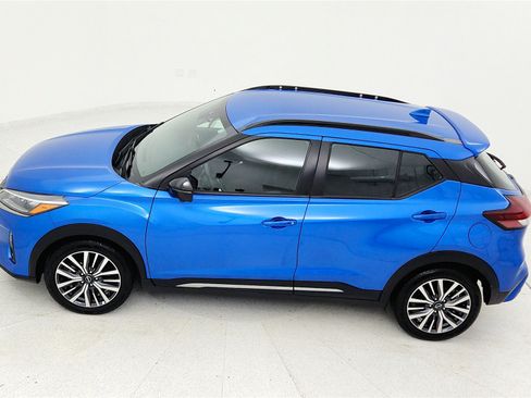 Used 2024 Nissan Kicks SR image 13