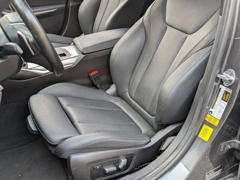 Used 2020 BMW 330i Sedan w/ Driving Assistance Package image 15