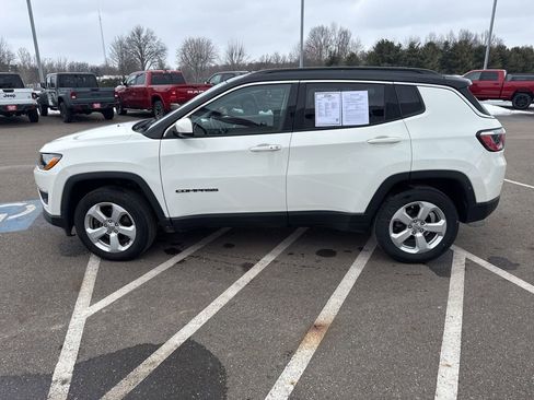 Used 2018 Jeep Compass Latitude w/ Popular Equipment Group image 2