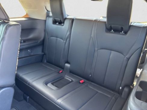 Certified 2024 INFINITI QX60 Luxe w/ Vision Package image 19