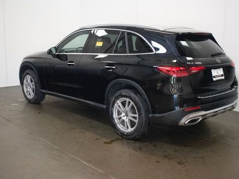 Used 2023 Mercedes-Benz GLC 300 4MATIC image 6