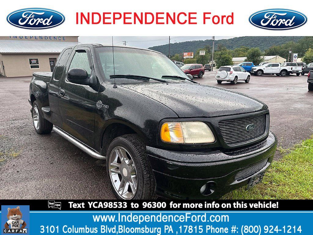 Used 2000 Ford F150 Harley-Davidson RWD image 1