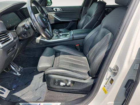 Used 2021 BMW X5 sDrive40i w/ M Sport Package RWD image 9