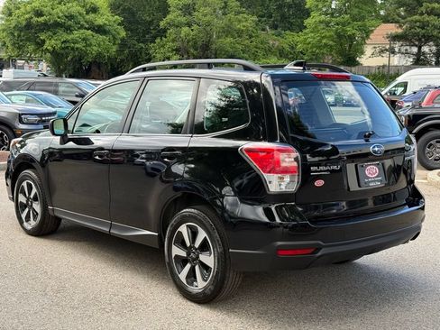 Used 2018 Subaru Forester 2.5i w/ Alloy Wheel Package AWD/4WD image 10