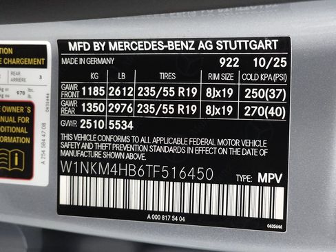 Certified 2026 Mercedes-Benz GLC 300 4MATIC image 32