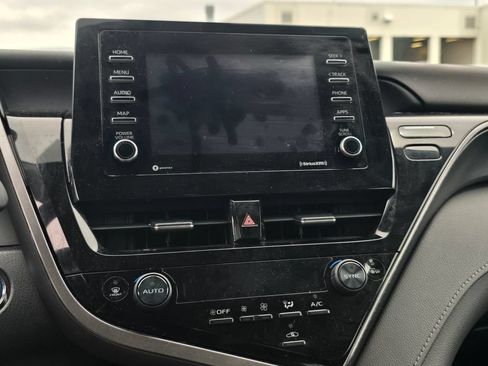Used 2023 Toyota Camry LE FWD image 21