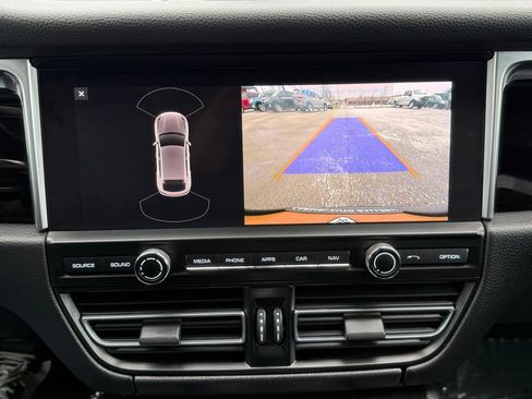 Used 2020 Porsche Macan S AWD/4WD image 39