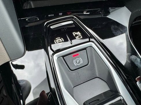 Certified 2025 Audi Q5 Premium w/ Premium Plus AWD/4WD image 47