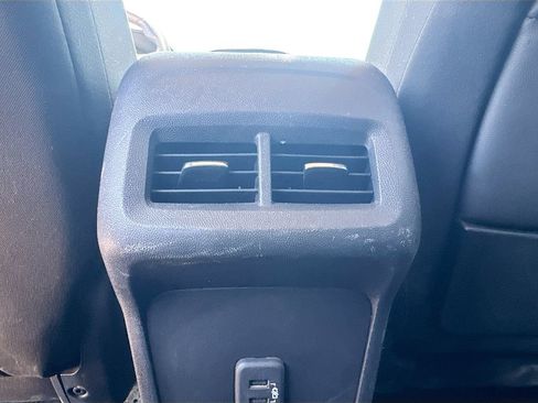Used 2022 GMC Terrain SLE w/ Driver Convenience Package FWD image 21