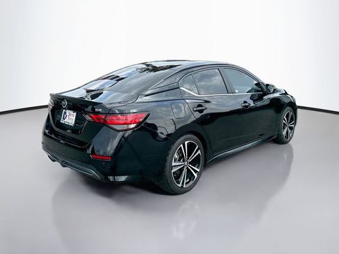 Used 2022 Nissan Sentra SR w/ Lighting Package FWD image 7