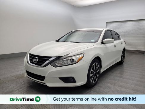 Used 2018 Nissan Altima 2.5 SV image 1