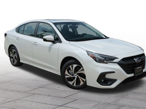 Used 2025 Subaru Legacy Premium AWD/4WD image 1