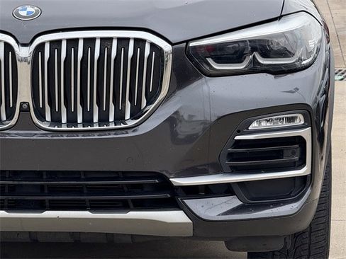 Used 2021 BMW X5 sDrive40i w/ Premium Package image 9