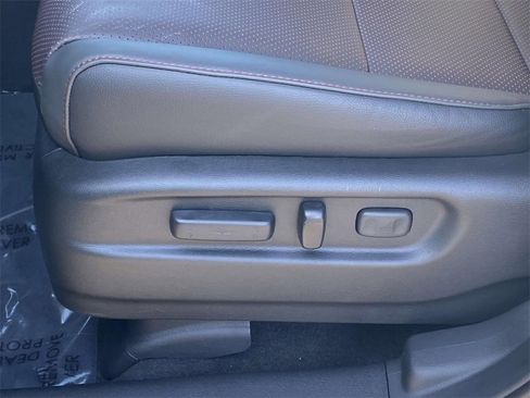 New 2025 Honda Ridgeline Black Edition image 13