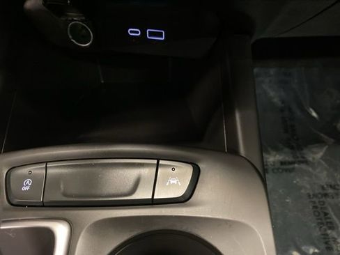 Used 2024 Chevrolet Trax RS w/ Driver Confidence Package image 24