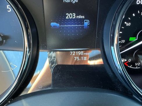 Used 2016 Nissan Rogue S FWD image 11