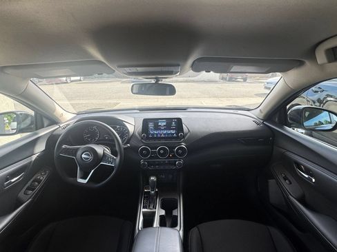Used 2025 Nissan Sentra SV FWD image 32