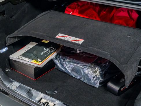 Used 2020 Ferrari Portofino image 54