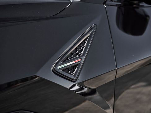 Used 2022 Lamborghini Urus AWD/4WD image 8