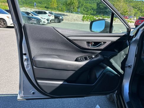 Certified 2022 Subaru Outback Premium AWD/4WD image 9