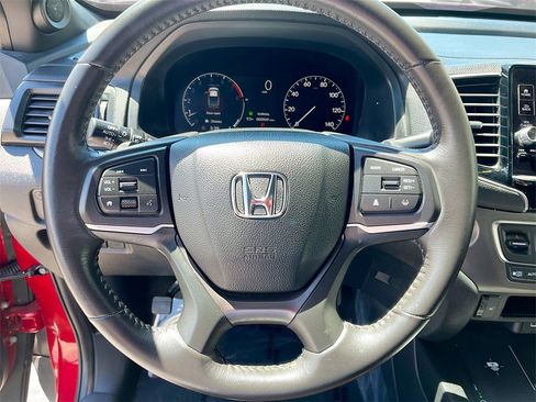 Used 2025 Honda Ridgeline RTL image 11