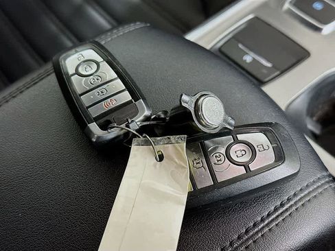 Certified 2022 Ford Edge SEL w/ Convenience Package image 21