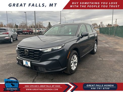 Used 2023 Honda CR-V LX image 3