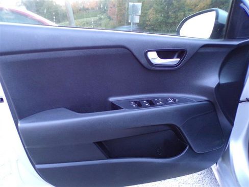 Used 2018 Kia Rio S image 14