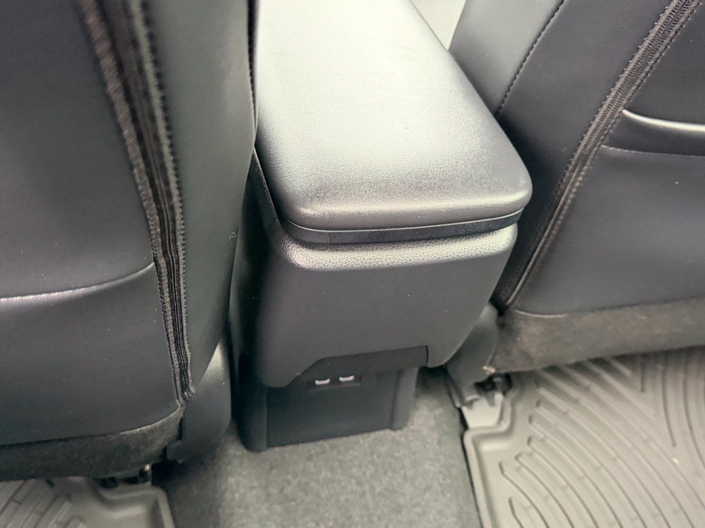Certified 2023 Toyota Prius XLE AWD/4WD image 18