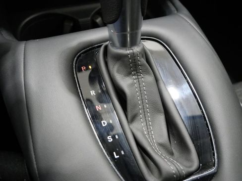 Used 2024 Honda HR-V LX image 22